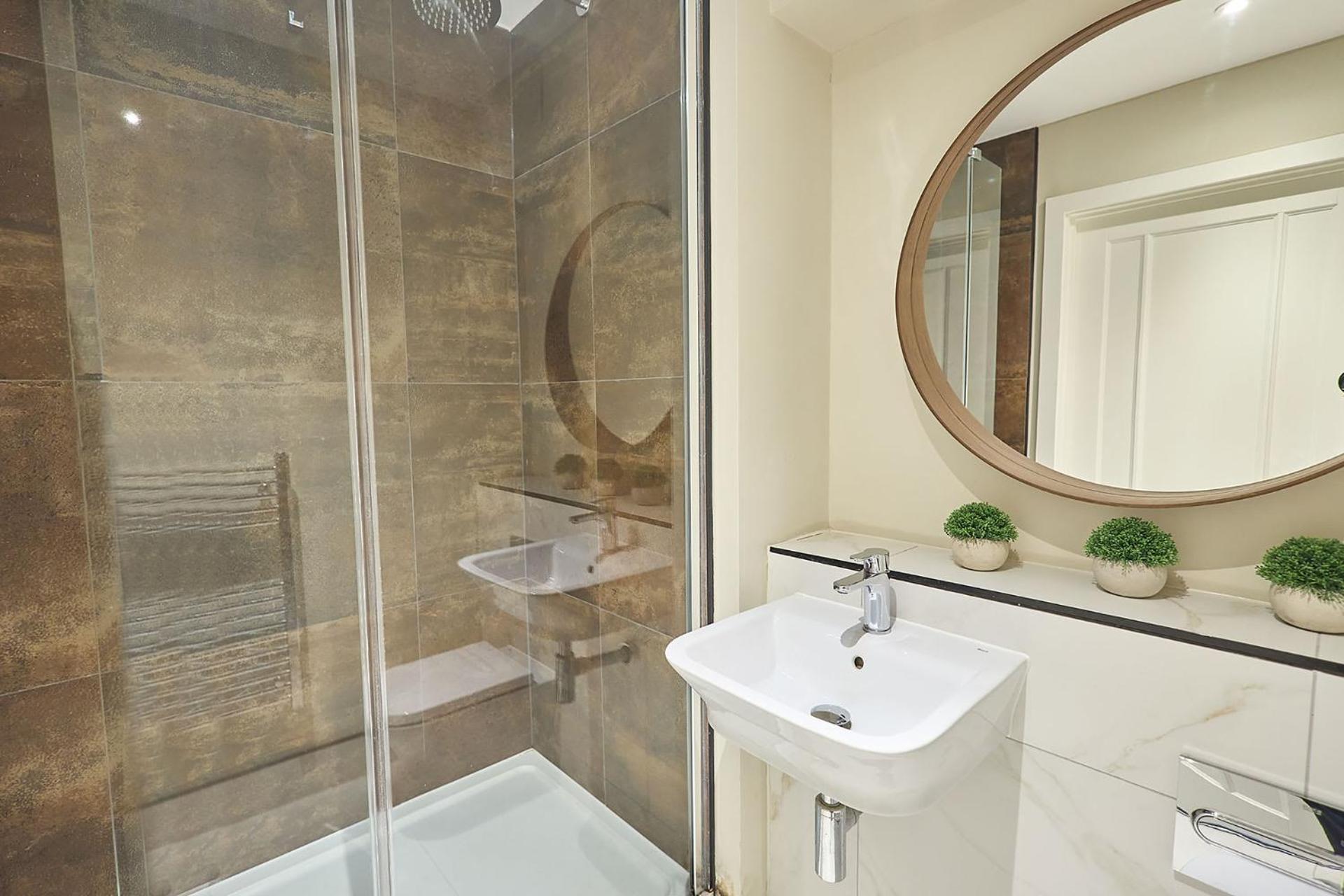 Host & - The Hideaway Apartment *